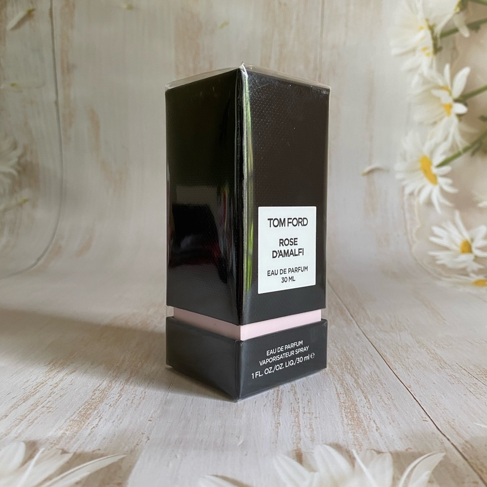 Tom Ford Rose D'amalfi Eau De Parfum 1 fl oz/30ml Spray NIB Sealed, Authentic - Picture 4 of 5